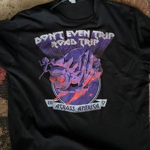 Official Rick and Morty road tour bus shirt. Mens large